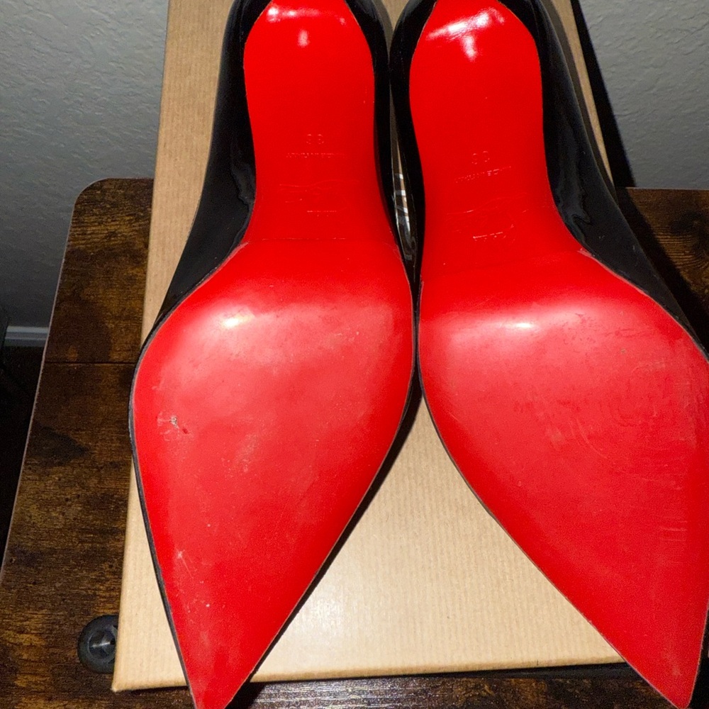 Christian Louboutin Black Patent Leather Pointed Toe Pumps with Red Soles - Picture 7 of 13